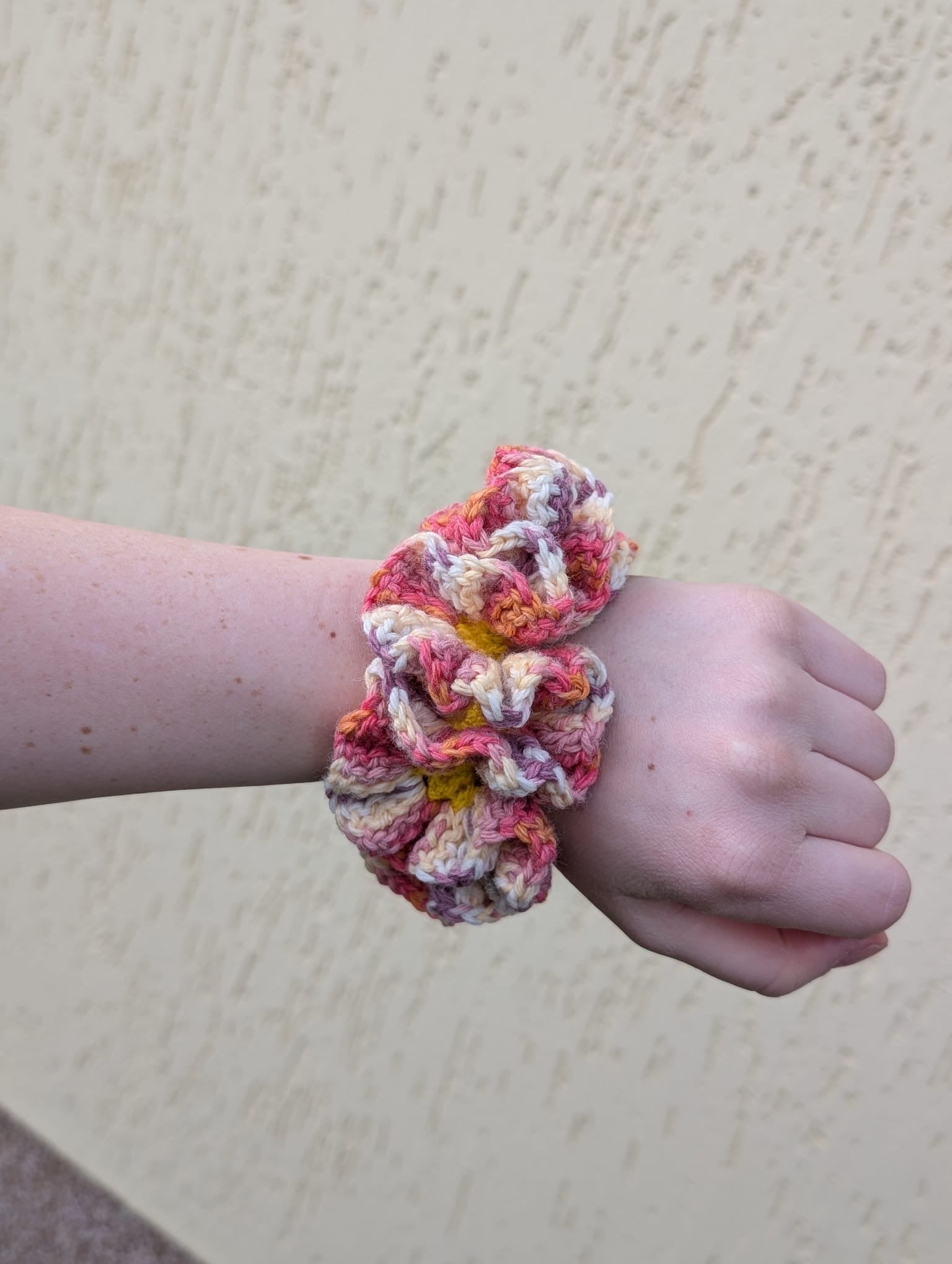 Scrunchie Sunset Bloom