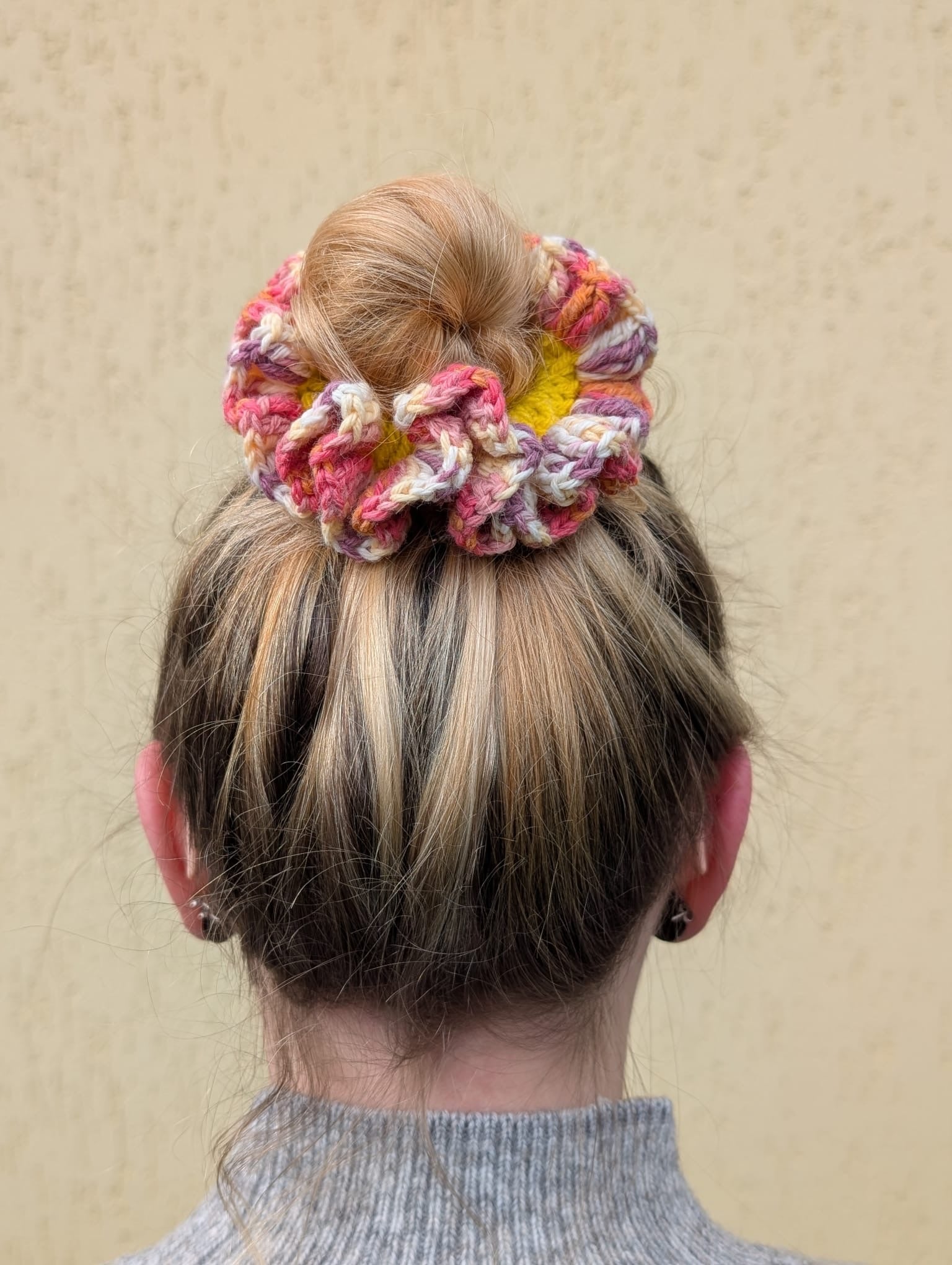 Scrunchie Sunset Bloom