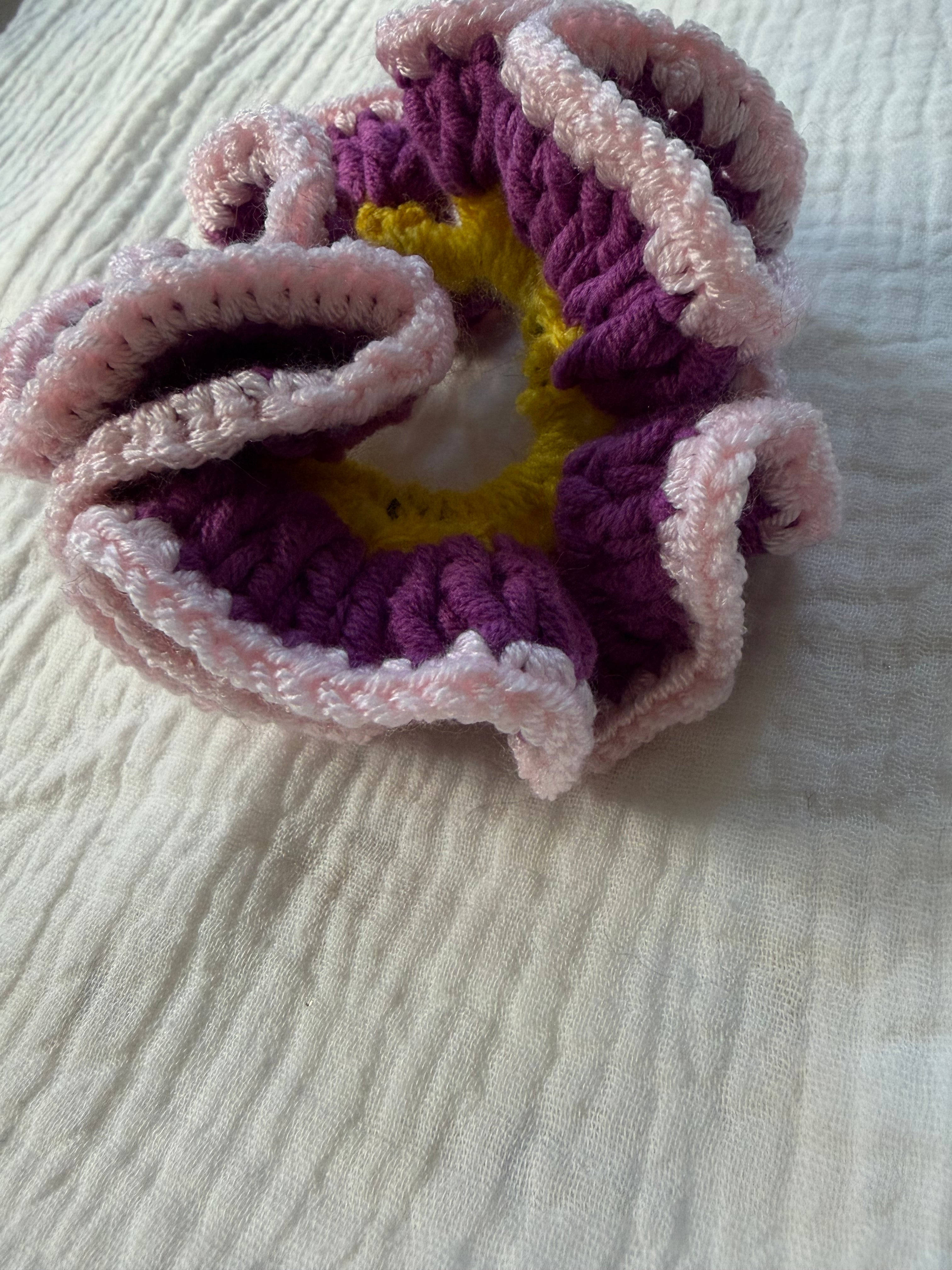 Scrunchie Berry Blush