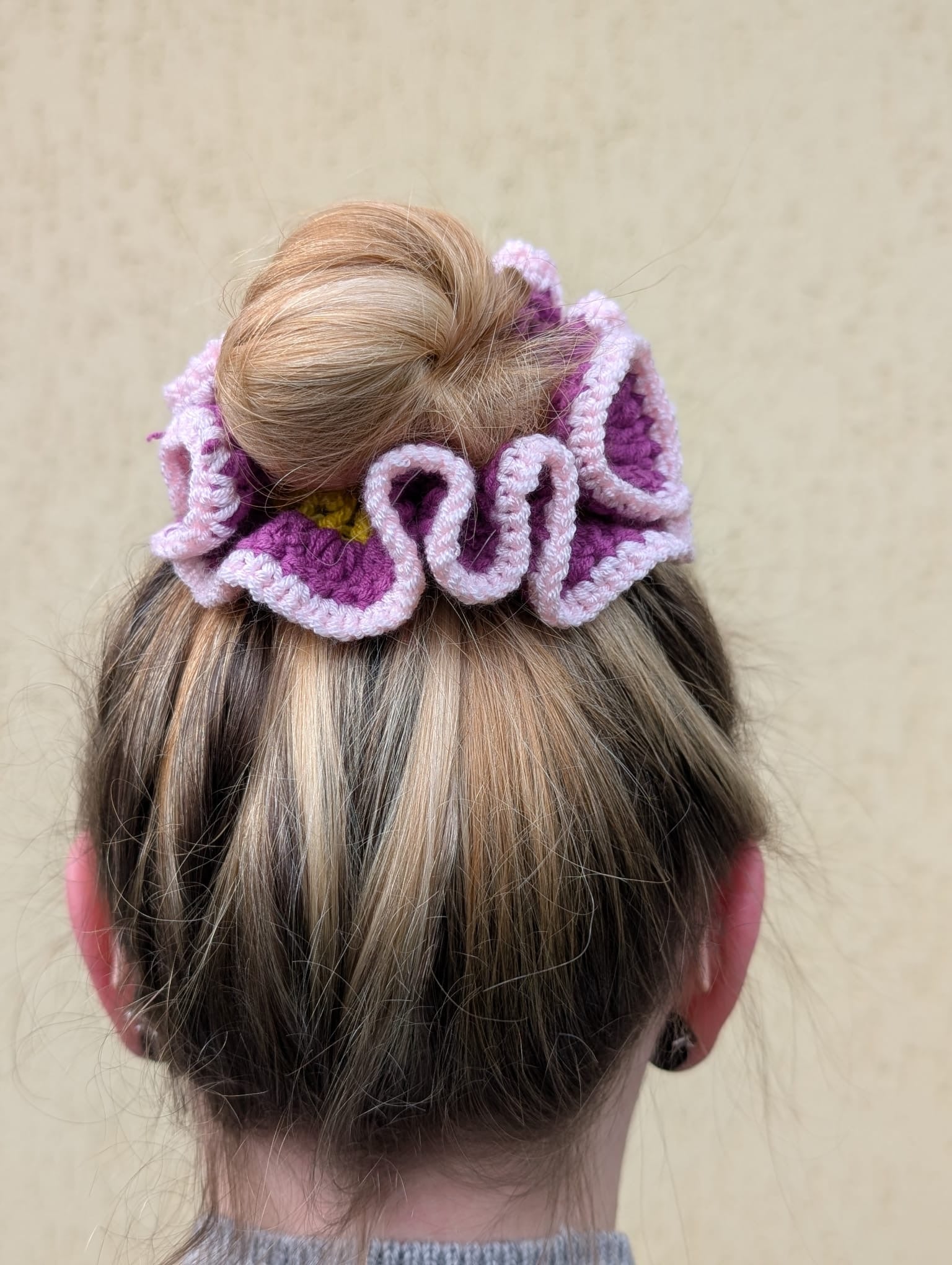 Scrunchie Berry Blush
